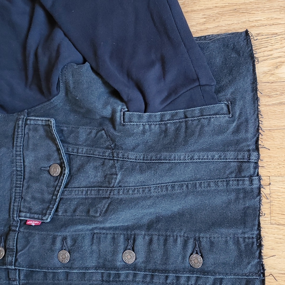 Levi's Ex-boyfriend Trucker Jacket - Picture 4 of 6